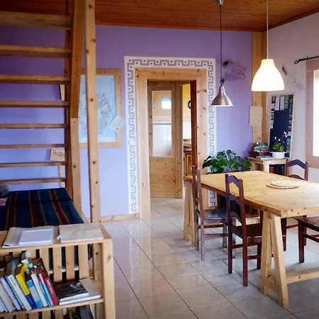 Country house A Barraka: Rent Your In Flores! Lajes das Flores