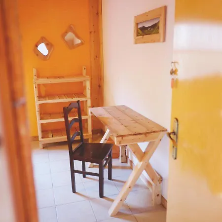 乡村民宿 A Barraka: Rent Your In Flores! Lajes das Flores