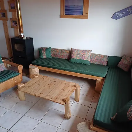 A Barraka: Rent Your In Flores! Gospodarstwo wiejskie *