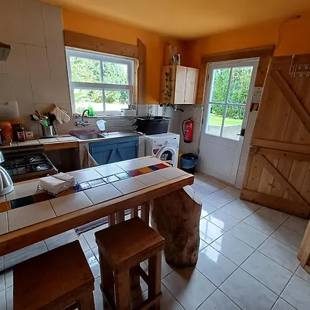 A Barraka: Rent Your In Flores! * Lajes das Flores