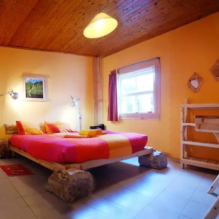 A Barraka: Rent Your In Flores! * Lajes das Flores