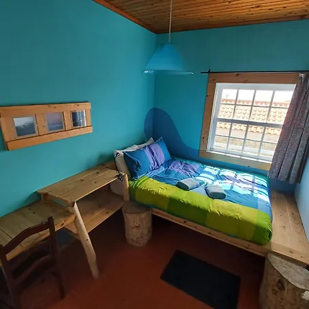 乡村民宿 A Barraka: Rent Your In Flores! Lajes das Flores