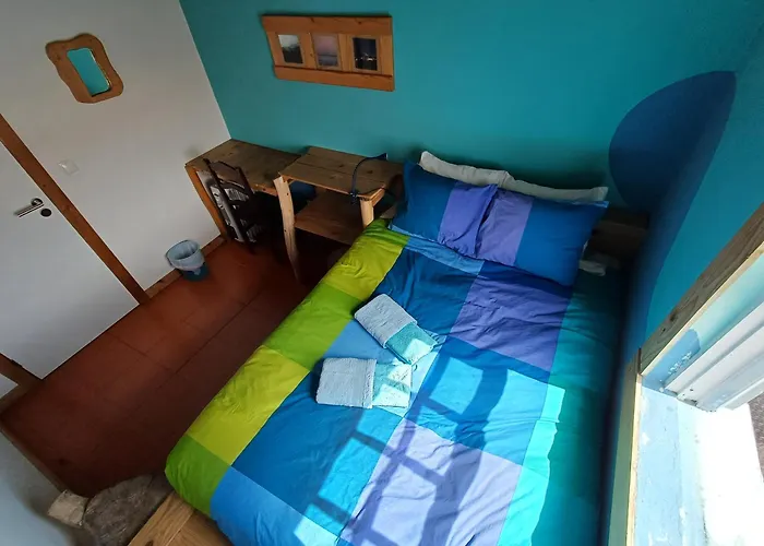 A Barraka: Rent Your In Flores! * Lajes das Flores